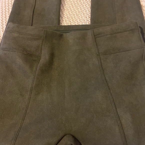 Faux Suede Spanx Leggings (Olive) - Picture 5 of 6
